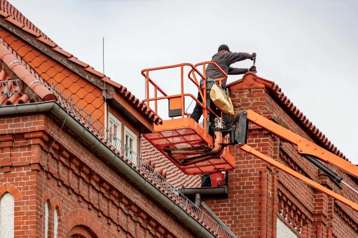 Roof Inspections & Layer Assessment in El Monte, CA